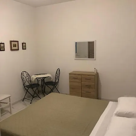 Affittacamere Due Fiori Apartment *